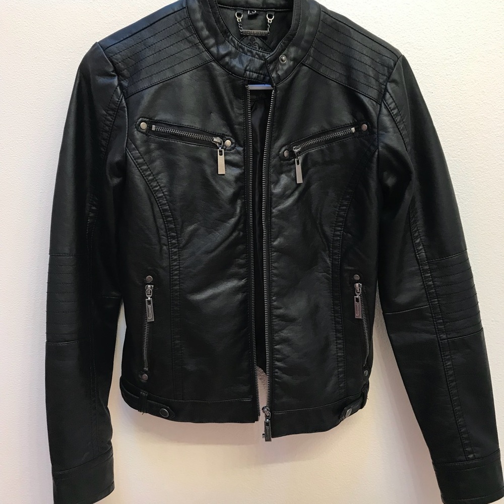 Leather Jacket - Picture 5 of 7